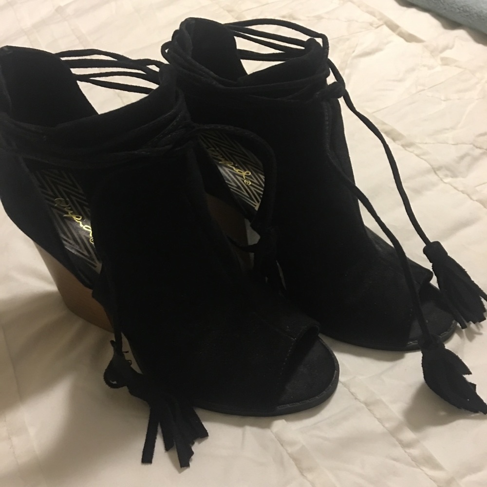 Open toe lace up booties